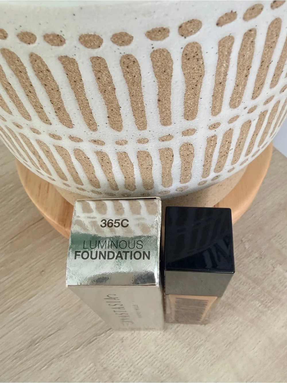 Anastasia Beverly Hills Luminous Foundation - shade: 365C Warm Tan / Beige